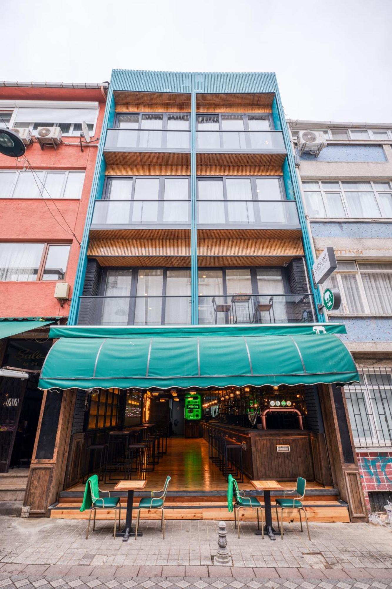 Elephant In The Room Estambul Exterior foto
